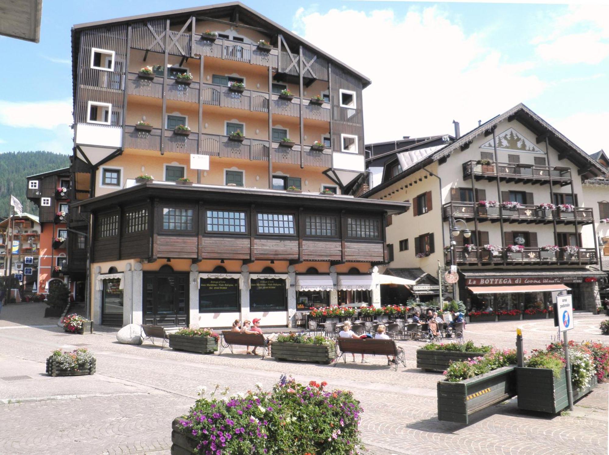 Residence Hotel Sport Campiglio Madonna Extérieur photo